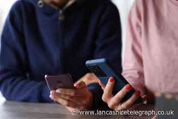 Android phone users issued warning over bank emptying bug