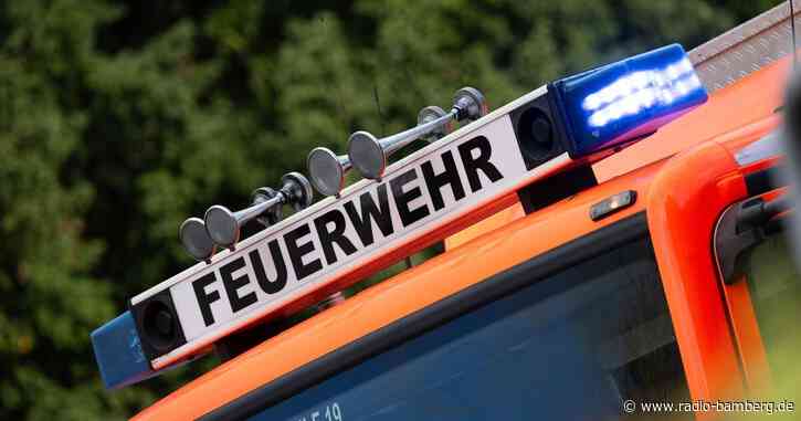 Wohnhaus nach Brand einsturzgefährdet: Bewohner vermisst