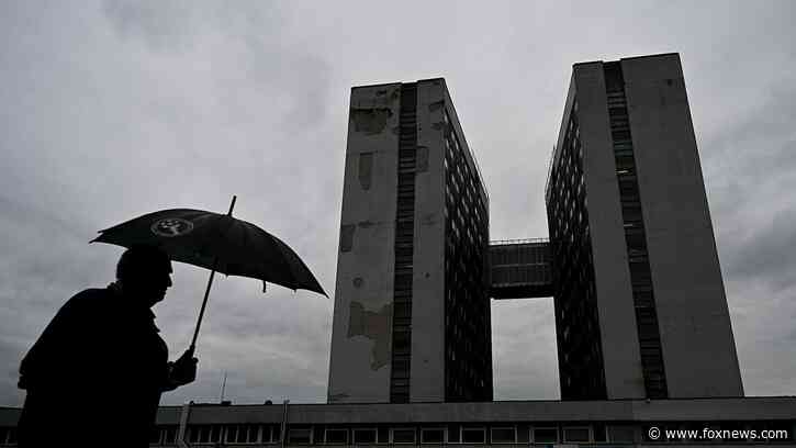 Slovakia's prime minister underwent another operation. He remains in serious condition