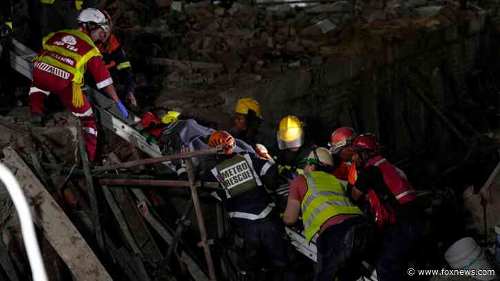 South Africa ends rescue efforts at collapsed building with 33 confirmed dead, 19 still missing