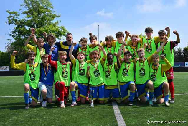 JEUGDCUP. IPU15 Mandel United - KFC Merelbeke 1-1 (pen. 2-4)