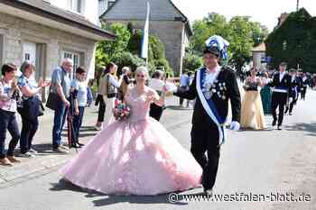 Ossendorf: Schützen feiern mit Marco und Corinna Löseke an der Spitze