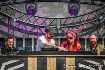 Maasmechelaar Cellini improviseert volledige set samen met Ierse ‘energiebom’: “Het was heel spannend”