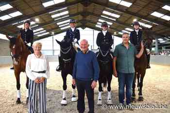 Veel paardenfans op manegedag van De Heide: stichter Louis Verloy net 75 jaar jong en dochter en schoonzoon hebben 10 jaar teugels in handen