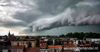 Fotograaf maakt ‘waanzinnige’ foto tijdens hevige onweersbui: ‘Een goedmakertje’