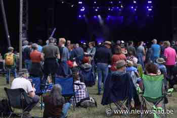 Paul Carrack sluit natte Blues Peer af