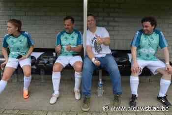 Ex-Rode Duivel Gunther Schepens trapt balletje op eeuwfeest K Zandhoven SK