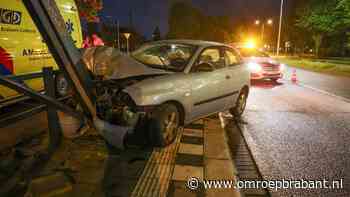 112-nieuws: bushokje geramd • schuur door brand verwoest