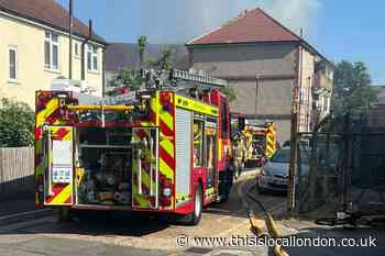 Woodley Close Tooting fire: 20 people evacuate building