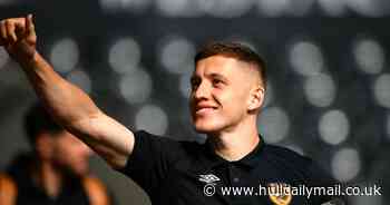 Hull City favourite pens emotional message as Tigers career ends