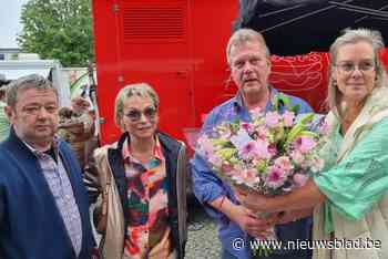 Guy Steveninck verkoopt na 41 jaar laatste vleeswaren: “Marktkramer wordt duivenmelker”