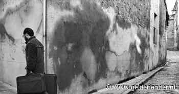 Nijmeegse fotograaf bezocht meer dan 30 jaar geleden het Spaanse Salamanca en geeft nu zijn werk terug aan de stad