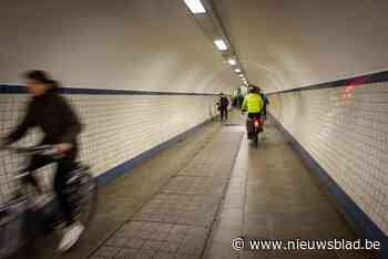 Man bedreigd met mes in Voetgangerstunnel: politie zoekt slachtoffer