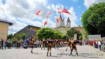 Fahnenschwinger, Ritter, Gaukler: So war das große Mittelalter-Spektakel in Haag