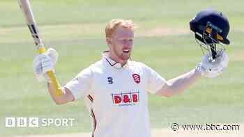 Cox hits century as Essex beat Warwickshire