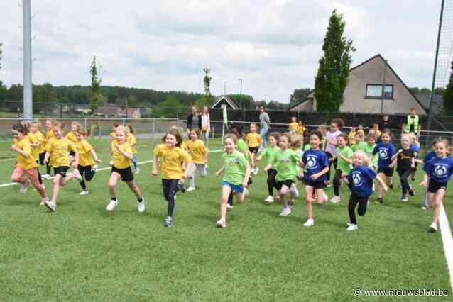450 kinderen op scholenveldloop
