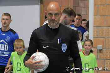 Exact twintig jaar nadat hij als speler de beker won, floot Nico Timmerman West-Vlaamse bekerfinale: “Mijn ultieme droom is eerste nationale”