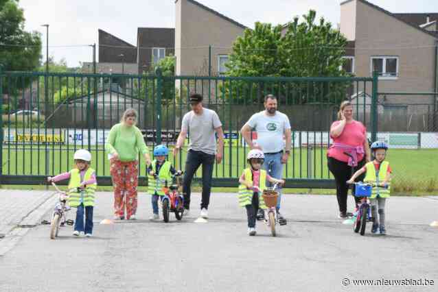 Sportregio Pajottenland leert kinderen op twee wielen fietsen