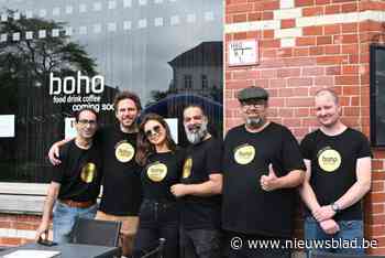 Axel (37) maakt van Jasmijnhof op Houtmarkt nu Boho: “Eten maken is een passie”