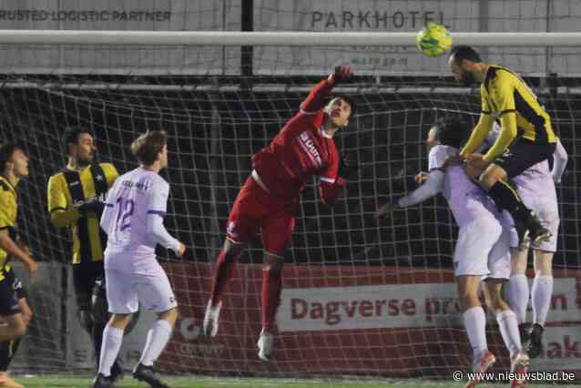 SCHOENEN AAN DE HAAK. Mathieu Vanderschaeghe stopt bij Wevelgem en gaat aan de slag bij AA Gent: “Jonge keepers helpen is mijn droom”