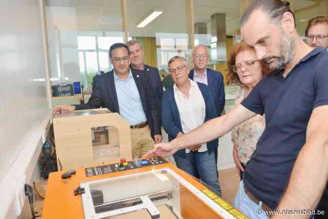 GO! Atheneum Oudenaarde en Howest openen innovatief praktijklokaal: “We geven vorm aan het onderwijs van de toekomst”