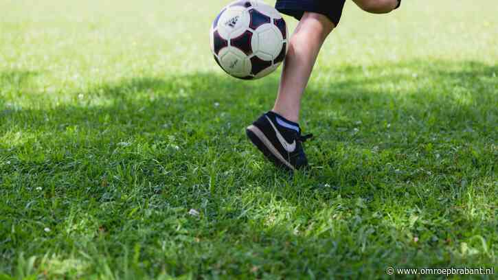 Voetballer Robin wordt altijd met ‘homo’ aangesproken, ook door trainers