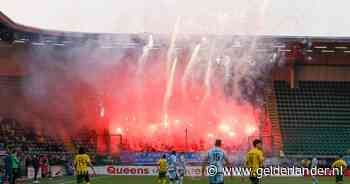 De Graafschap wacht weer straf na afsteken vuurwerk: terecht of niet? ‘Het geeft alleen maar gedonder’