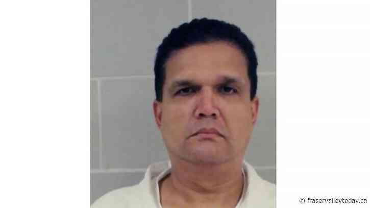 Judge dismisses felony convictions of 5 retired military officers in US Navy bribery case