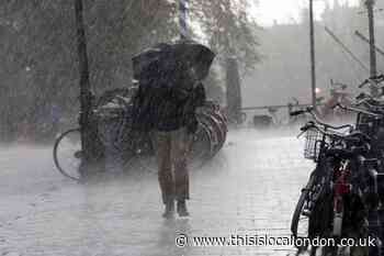 Met Office London forecasts rain after thunderstorm warning
