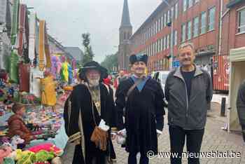 Hoog bezoek op de Keizersjaarmarkt