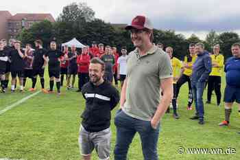 Matze Knop singt EM-Song bei den Landesspielen