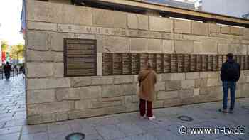 Holocaust-Mahnmal beschmiert: Frankreich vermutet Moskau hinter Farbattacke