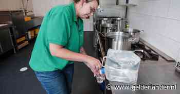 Flessenwater uitverkocht? In deze zorginstelling koken ze zélf water voor alle bewoners