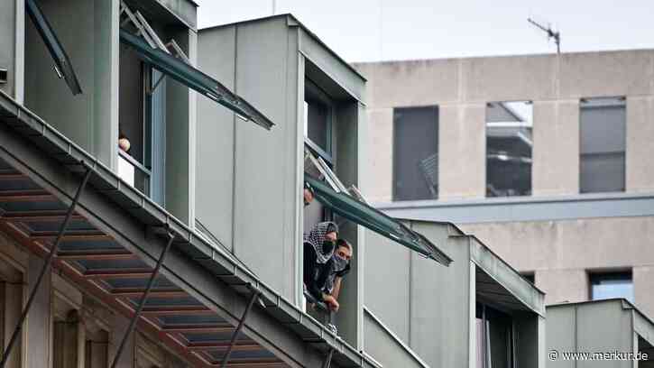 Besetzer dürfen bis Donnerstagabend in Räumen bleiben