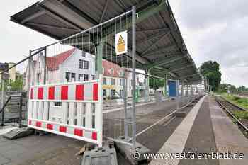 Absperrungen am Bahnhof in Höxter