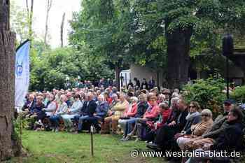 Das Verbindende erblüht auf dem Heiligenberg bei Ovenhausen