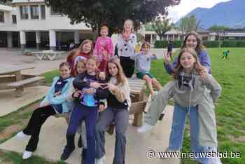 Leerlingen  De Wegwijzer oefenen hun Frans op Erasmus