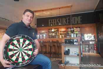 Mike(43) opent Art & Dart: “De naam zegt alles”