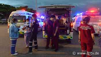 Luftloch über Indischem Ozean: Verletzte des Turbulenzen-Flugs brauchen Rücken-OPs