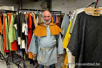 Eerste editie van middeleeuwse markt tijdens Mechelse koopzondag: “We keren terug naar de tijd van troubadours en waarzeggers”