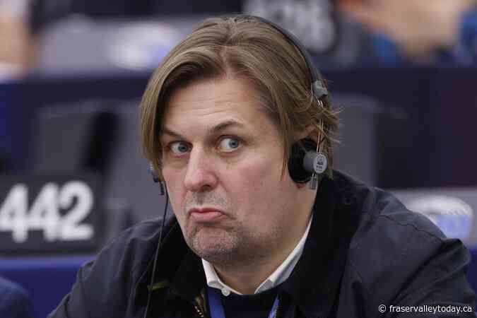 Far-right grouping in European Parliament expels high-flying Alternative for Germany party