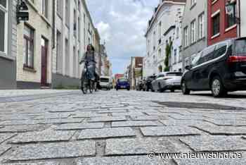 “Haha, wat een klucht!”: Nog geen jaar na opening wordt Sint-Jorisstraat wéér heraangelegd
