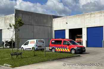 Brandweerkorporaal Gerrit (38) blust beginnende brand in eigen bedrijf