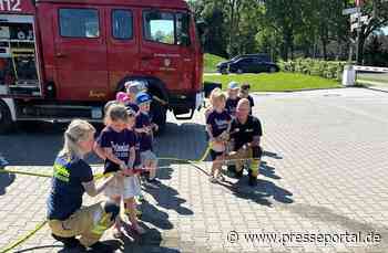 FW Xanten: Kindertagesstätte Seestern zu Gast bei der Einheit Wardt