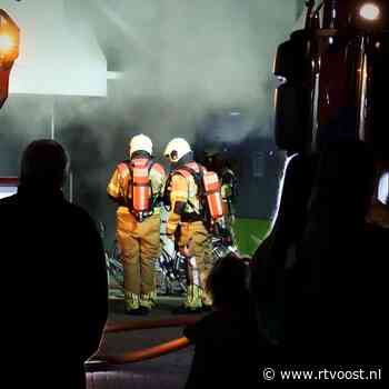 Brand in binnenstad aangestoken, politie zoekt getuigen in Hengelo
