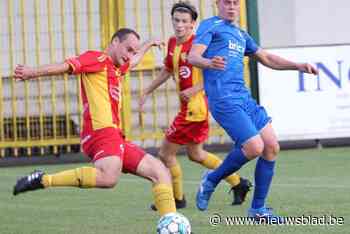 SCHOENEN AAN DE HAAK. Ex-topscorer Pieter-Jan De Backere wordt bestuurder én greenkeeper van SV Ingelmunster: “Altijd al een passie voor gras gehad”