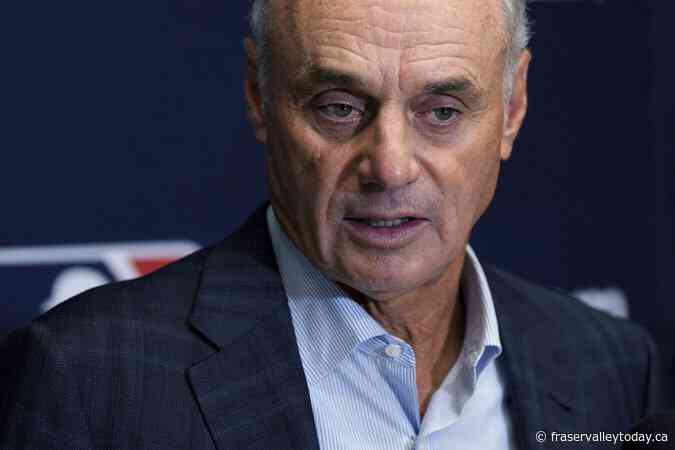 MLB says robot home plate umpires unlikely for 2025