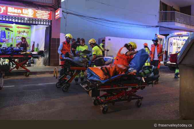 The collapse of a building on Spain’s Mallorca island leaves 4 people dead, officials say