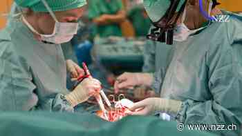 Hohe Gesundheitskosten: Die beiden Schweizer Volksinitiativen stossen bei Ökonomen auf Ablehnung