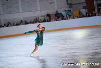 Fotoreeks. Gala met 128 kunstschaatsers lokt honderden bezoekers